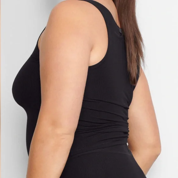 Skims Soft Lounge Tank - Picture 3 of 6